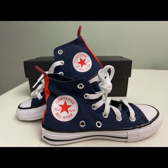 CONVERSE Chuck Taylor All Star High Top Sneaker variety sizes - Picture 2 of 9